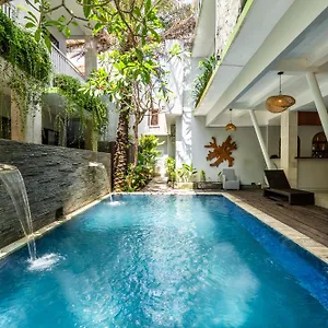 Hotel Casa Dasa Legian