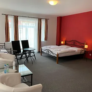 Apartma La Provence Aparthotel