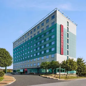 Hotel Amedia Express Prague, Trademark Collection By Wyndham