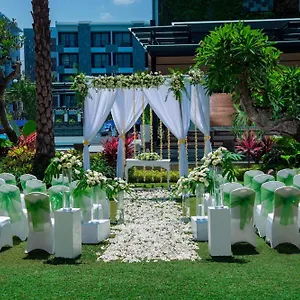 Resort Courtyard By Marriott Bali *****