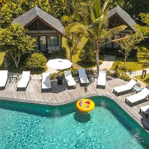 Hotel Kashantee Village ***